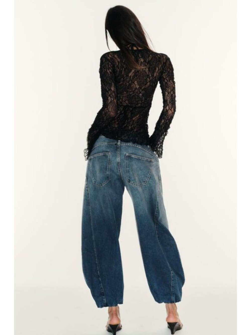 ZARA TRF MID-RISE ELASTIC HEM JEANS 5575/217/401